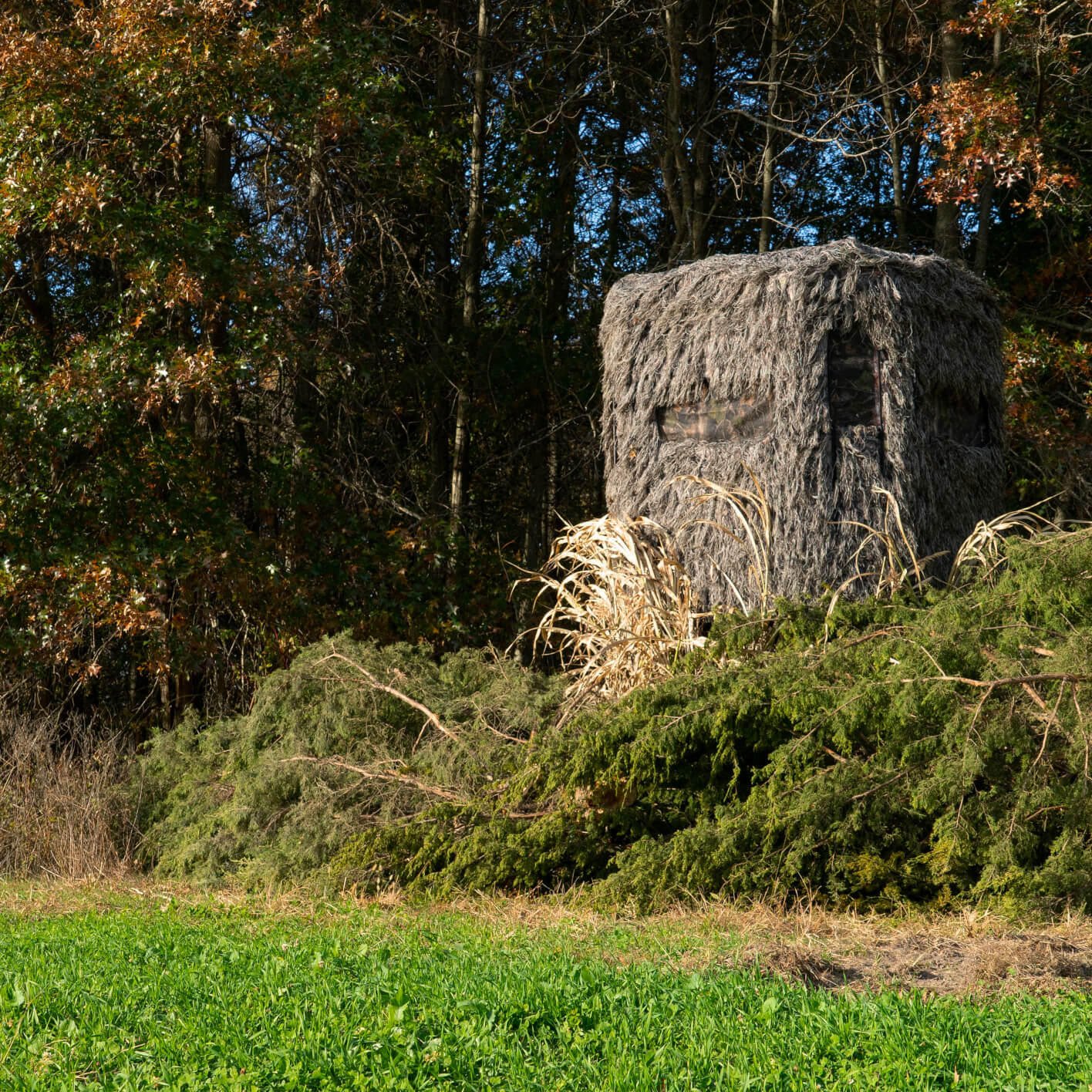 Soft Side 360° Ghillie Deluxe 6X6 Ground Blind - Image 9