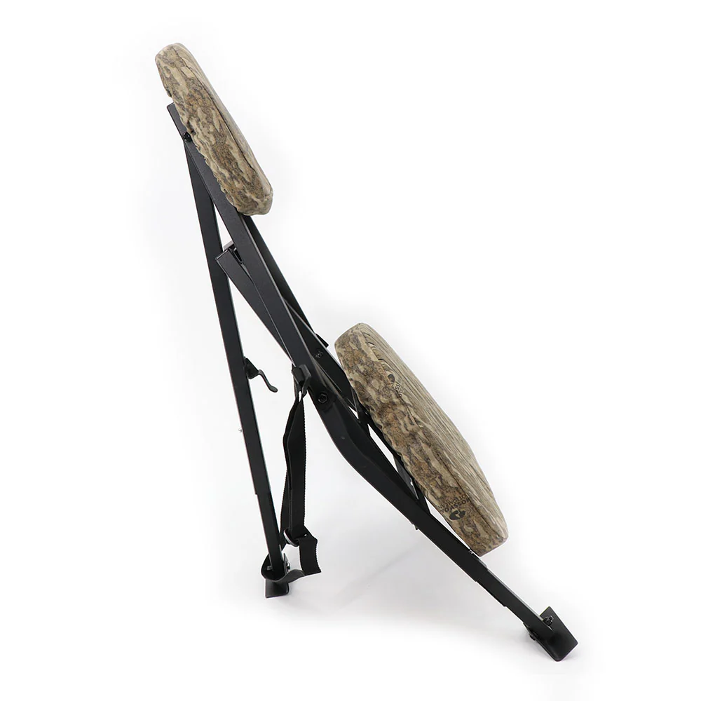 Folding Swivel Hunting Chair in Camo - Image 3